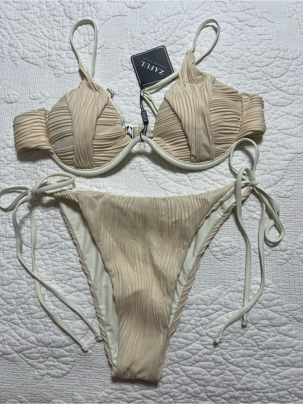Zaful Tie Back Tie Side Bikini Swimsuit Size L Beige   2 piece #111 New